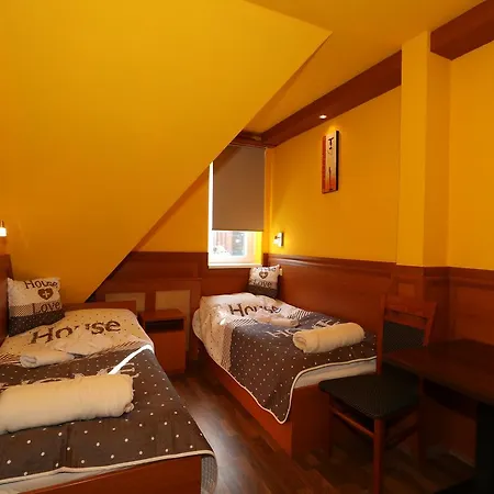 Szekelykert Panzio Bed & Breakfast